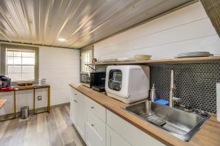 Hot Tub and Deck Studio Near Guntersville Lake! - Pisgah - 1