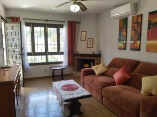 Relaxing 2-Bedroom Bungalow In Sunny Cabo Roig (2) - Orihuela - 7