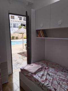 Relaxing 2-Bedroom Bungalow In Sunny Cabo Roig (2) - Orihuela - 4