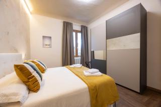 Nel centro storico, appartamento con 6 posti letto - Siena - 3
