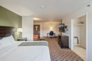 Coratel Plus Suites Wichita West Airport - Wichita - 7