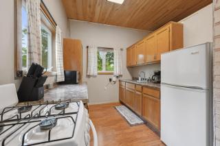 Hatch Lake Tiny House - Get Up North Retreats - Marcell - 2