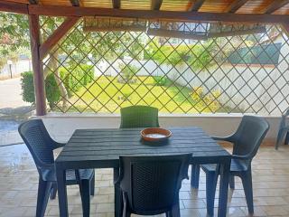 Villa Indipendente " Coco' " - 50 mt dal mare senza attraversamenti -posizionata tra San Felice Circeo e Terracina- Ponza e Palmarola fronte spiaggia -22miglia- - 3