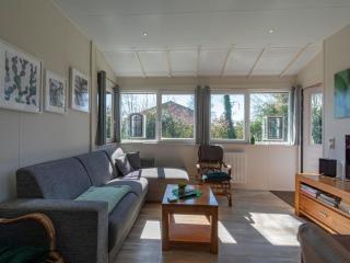 Bungalow in Sint Maartenszee near Beach - 9