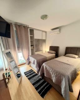 Beautiful Apartment, Close to Beach - Split - 3
