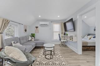 Stay Windsor - Central-Parking-Casino-Detroit - 1