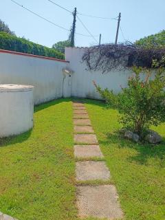 Villa Indipendente " Coco' " - 50 mt dal mare senza attraversamenti -posizionata tra San Felice Circeo e Terracina- Ponza e Palmarola fronte spiaggia -22miglia- - 5