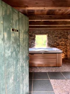 The Oakland House - 9