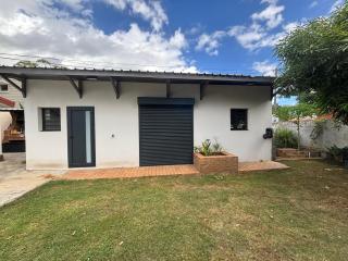 Maison avec jardin à l'île de la Réunion - Le Port - 8