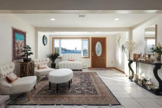 The Bluebeard Bay Retreat - - 5