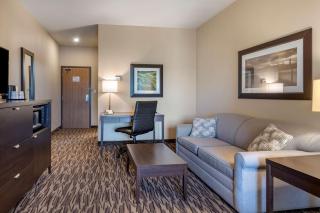 Best Western Plus Bridgewater Hotel & Convention Centre - Bridgewater - 6