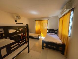 Casa Hostal Disfrutar casa cerca la playa Gaira, playa Rodadero, playa Salguero - Santa Marta - 7
