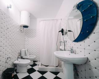 Hotel Skrapari - Çorovodë - 1