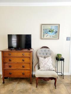 Craftsman by Downtown Uvalde - 4