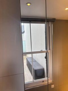 Modern 1 bed flat minutes from Hammersmith Apollo - London - 5