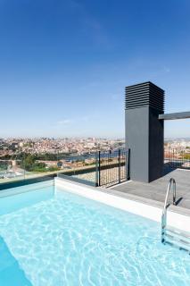 HostWise - Premium Flat with Balcony & Pool - Vila Nova de Gaia - 3