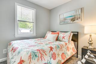 Private Beach and Pool Access Cape Cod Retreat - Falmouth - 1