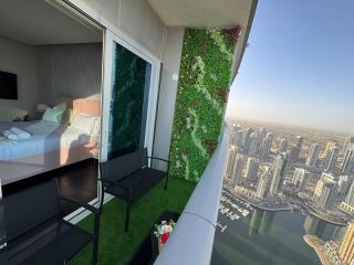 Sky High Fendi Luxe -Best Sea-Palm-Dubai Eye Views - Sabkhah - 9