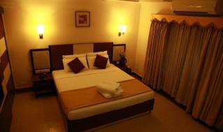 Hotel Souparnika - Kollam - 1