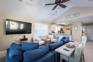 Walk to Beach Hot Tub Resort with Community Pool - Corolla - 5