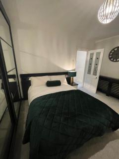 Comfy NEC, Birmingham Airport Stay, Free Parking - 4