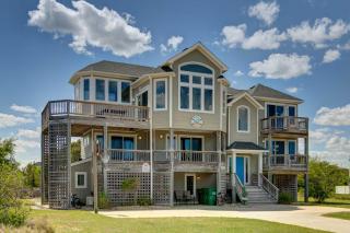Oceanside in Whalehead with Pool Spa Sleeps 18 - Corolla - 0