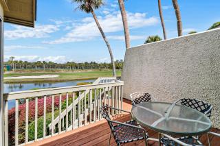 Fairway One Villa Golf & Lagoon Views Walk to Beach Club - Hilton Head Island - 4