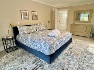 Spacious Pet-Friendly Home Sea Pines Golf Views - 2