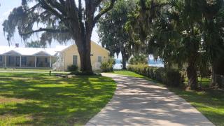 Sunset River House - East Palatka - 4