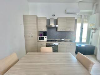 Modica Home, graziosa e silenziosa, nel cuore del quartiere Famagosta - Mailand - 5
