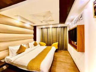 Hotel Roshie Mall Road Mussoorie Near Picture Palace - Mussoorie - 7