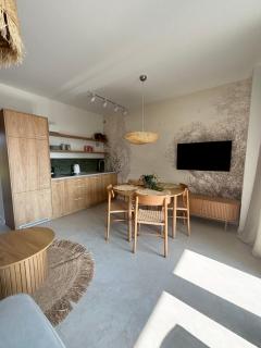 Siedlisko na wydmach, sauna,podgrzewane jacuzzi,domki klimatyzowane,starlink internet,parking - 1