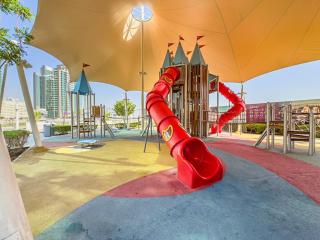 Full Cleveland & Pool View - 5 min walk from ADGM & Galleria - Big Balcony - Corner Unit - Heart of Maryah Island - 3