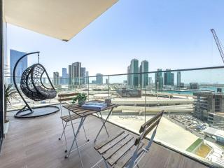 Full Cleveland & Pool View - 5 min walk from ADGM & Galleria - Big Balcony - Corner Unit - Heart of Maryah Island - Abu Dhabi - 9