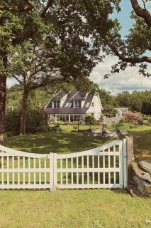 Villa with Boat, Firepit, Large Pergola & Jacuzzi - Strand - 0