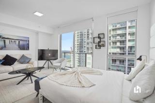 Downtown Vibes Pool Gym & Oceanview - Miami - 0