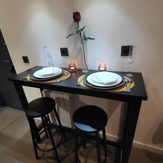 Romantic Apartment Le Red Diamond - Pierre-Bénite - 5