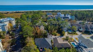 Short walk to family friendly beach - Hilton Head Island - 0