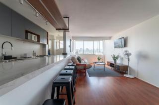 Embark on a journey of exclusivity in our 2BR home - Santiago - 8