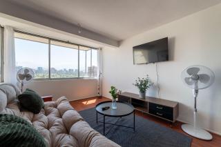 Embark on a journey of exclusivity in our 2BR home - Santiago - 5
