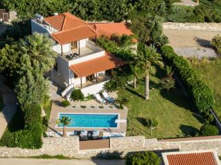 Secret Garden - Lefkogeia - 1