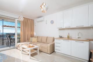 Luxury Cream - Omiš - 0