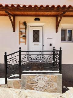 Nostos Apartment Galatas - Galatas - 8