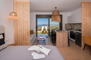Esperos Panoramic View Suites 2 - Plaka - 6