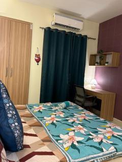 RS Stays - Noida - 8