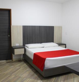 Hotel La Bastida - Marinilla - 5