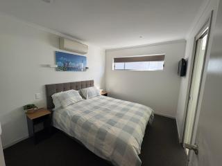 City Escape for Everyone - 1