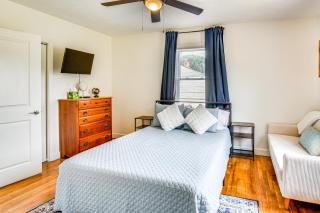4 Mi to Clemson Pet-Friendly Seneca Cottage - Seneca - 2