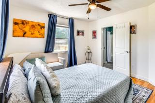4 Mi to Clemson Pet-Friendly Seneca Cottage - Seneca - 1