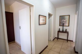 Luxurious 3-Bedroom Sandton Retreat at 7 Alice Lane - Johannesburgo - 9